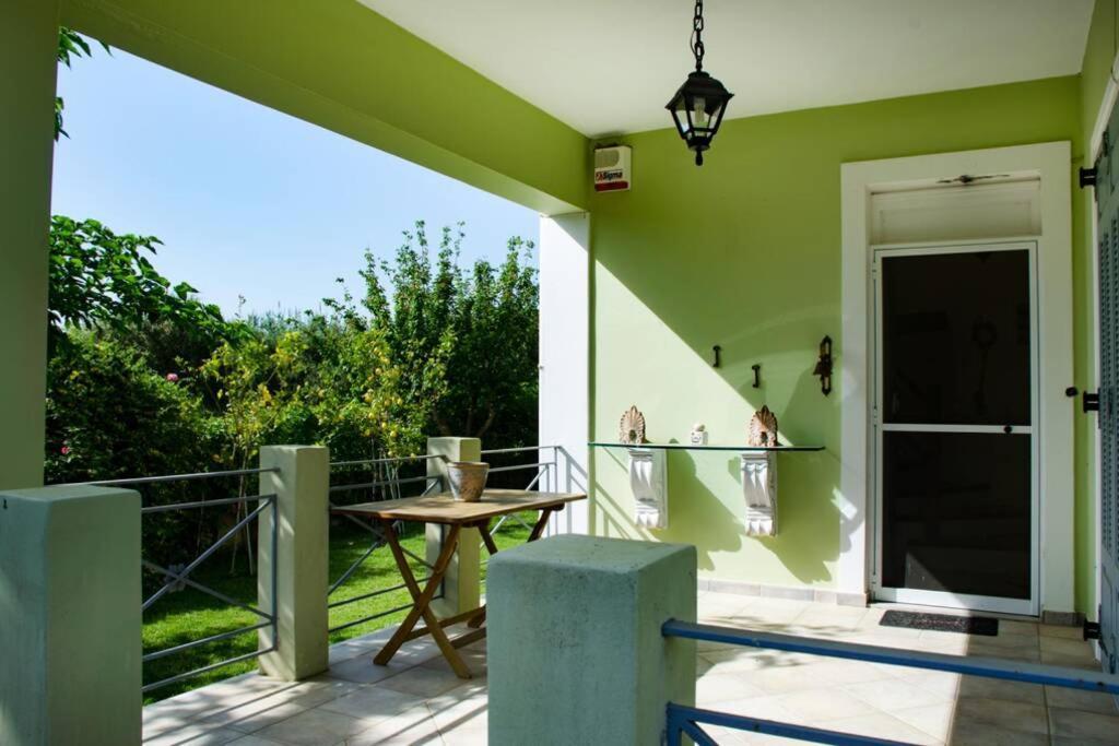The Cottage House Romirion Exterior photo
