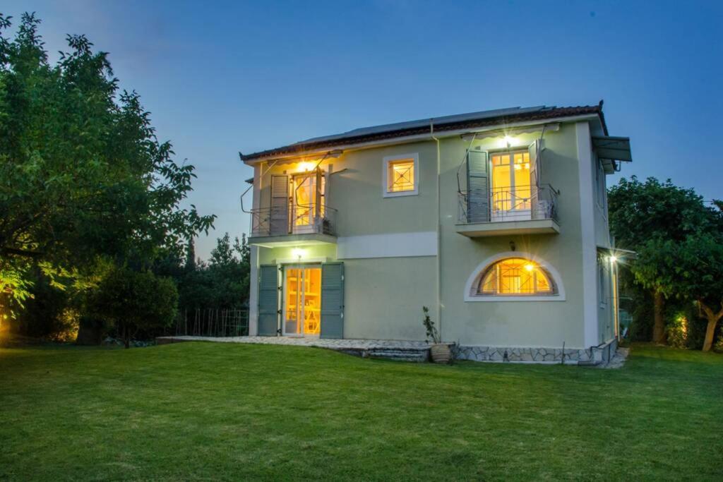 The Cottage House Romirion Exterior photo