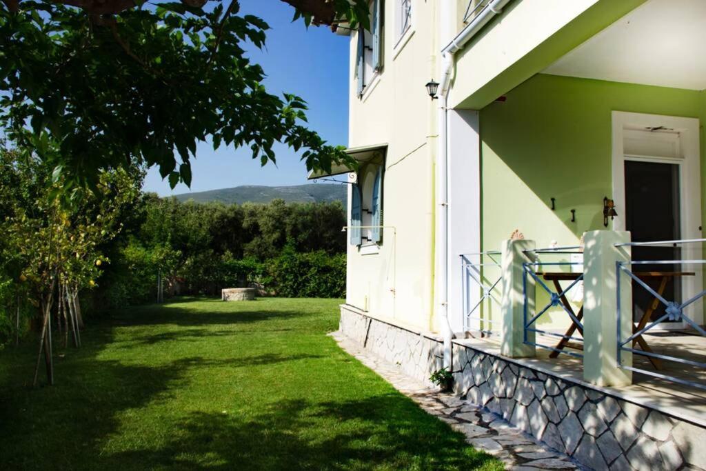 The Cottage House Romirion Exterior photo