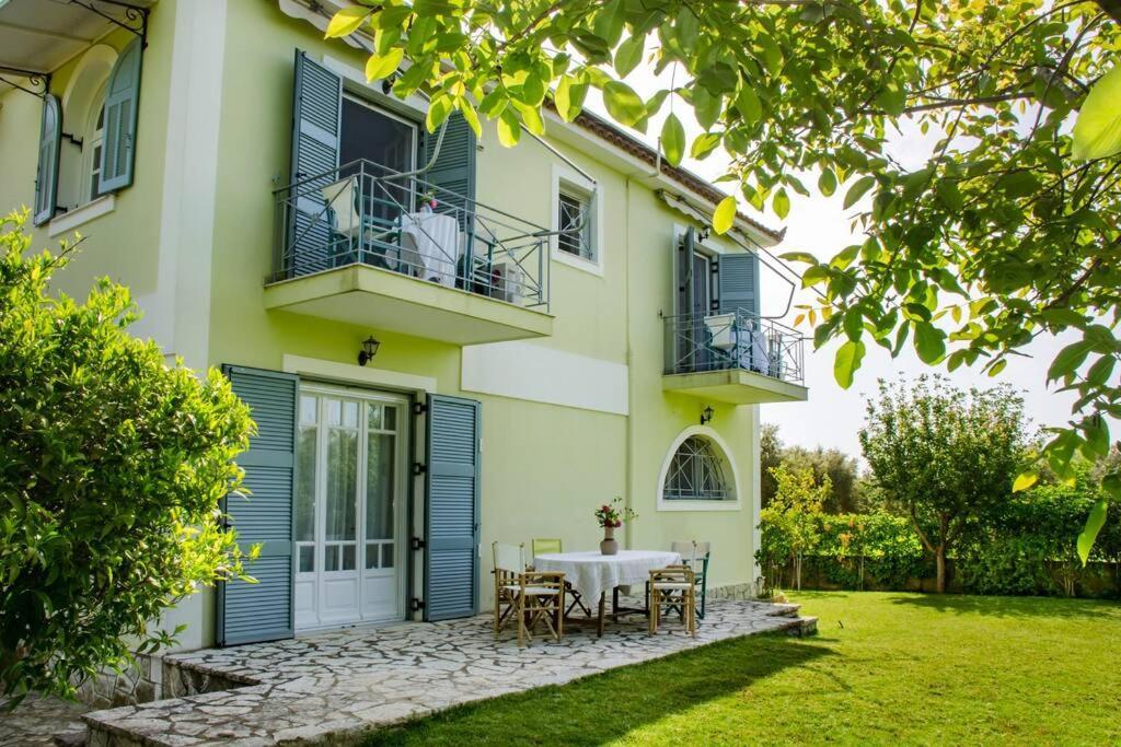 The Cottage House Romirion Exterior photo